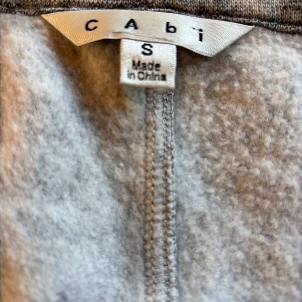 CAbi Gray Women's Cropped Button Jacket Small - Picture 6 of 8